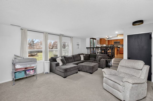 2429 Walnut Street, West Des Moines, IA 50265