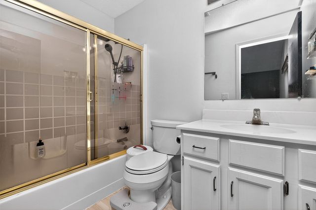 2429 Walnut Street, West Des Moines, IA 50265