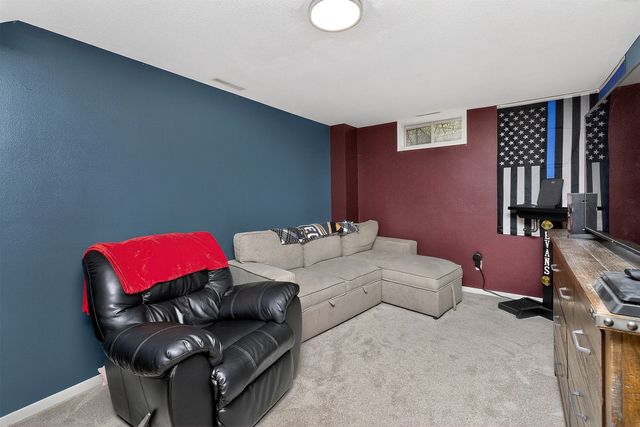 2429 Walnut Street, West Des Moines, IA 50265