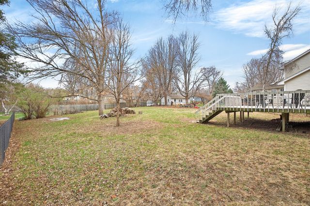 2429 Walnut Street, West Des Moines, IA 50265