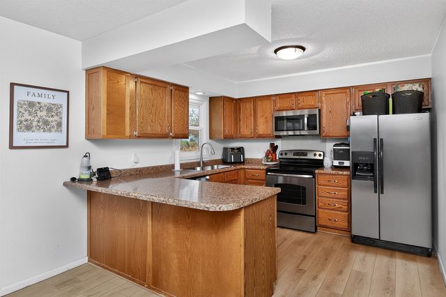 2429 Walnut Street, West Des Moines, IA 50265