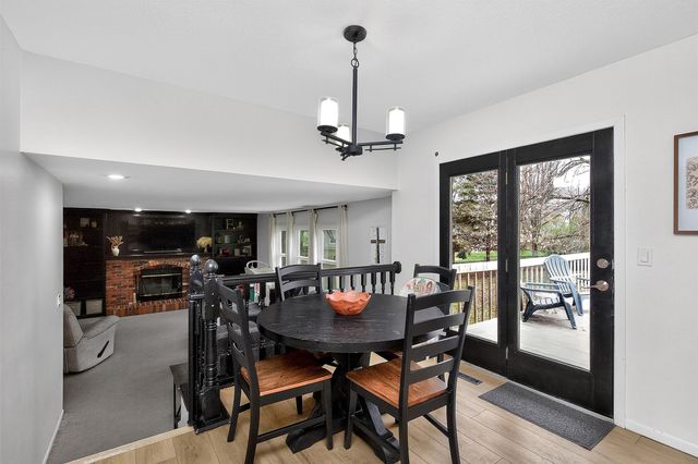 2429 Walnut Street, West Des Moines, IA 50265