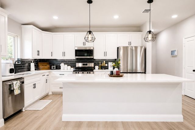 1420 Marshall Street, Greenville, TX 75401