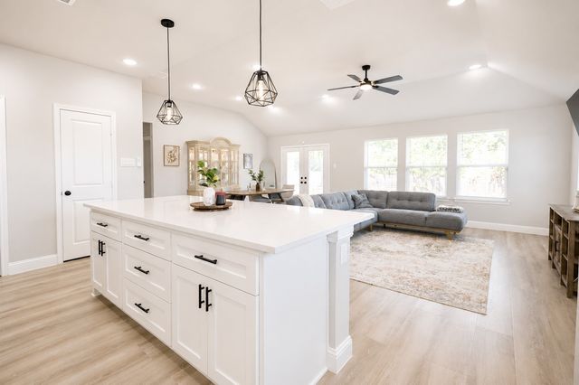 1420 Marshall Street, Greenville, TX 75401