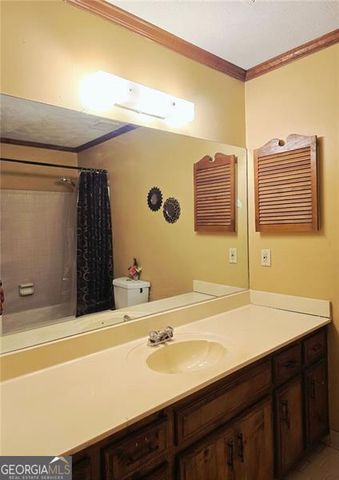 1497 Stoneleigh, Stone Mountain, GA 30088