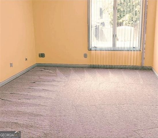 1497 Stoneleigh, Stone Mountain, GA 30088