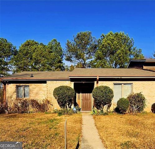 1497 Stoneleigh, Stone Mountain, GA 30088