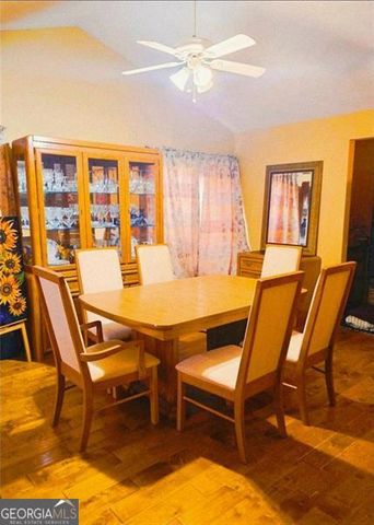 1497 Stoneleigh, Stone Mountain, GA 30088