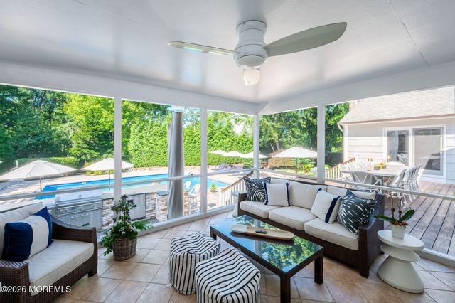 14 Circle Drive, Rumson, NJ 07760