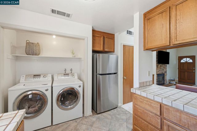 4805 Clayton Rd 12, Concord, CA 94521