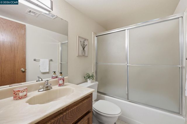 4805 Clayton Rd 12, Concord, CA 94521
