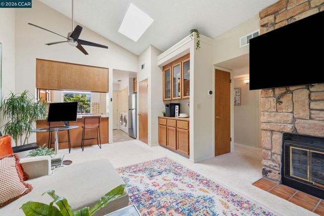 4805 Clayton Rd 12, Concord, CA 94521