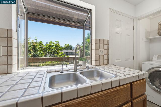 4805 Clayton Rd 12, Concord, CA 94521