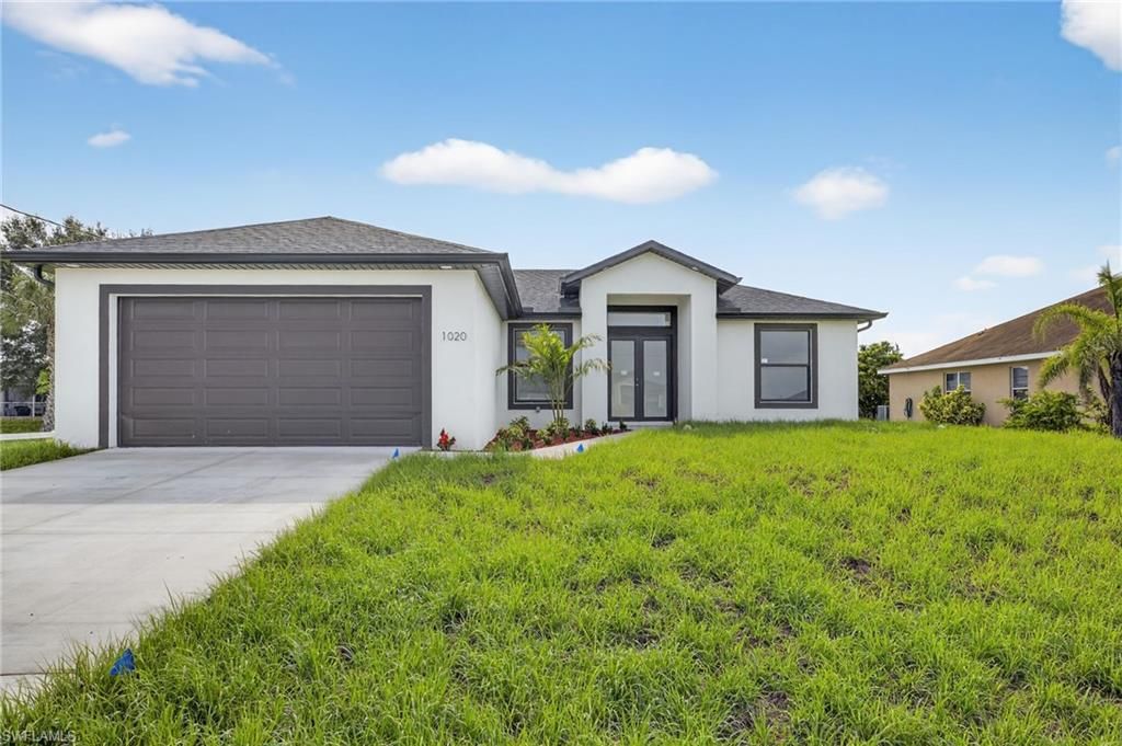 1020 Chapel AVE E, Lehigh Acres, FL 33971