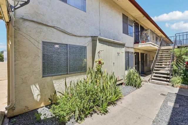 465 E Bradley Avenue 3, El Cajon, CA 92021