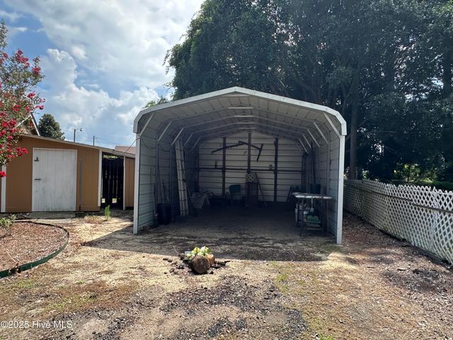 1806 Hilltop Circle, Goldsboro, NC 27530