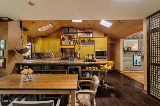 4953 Alta Canyada Road, La Canada Flintridge, CA 91011