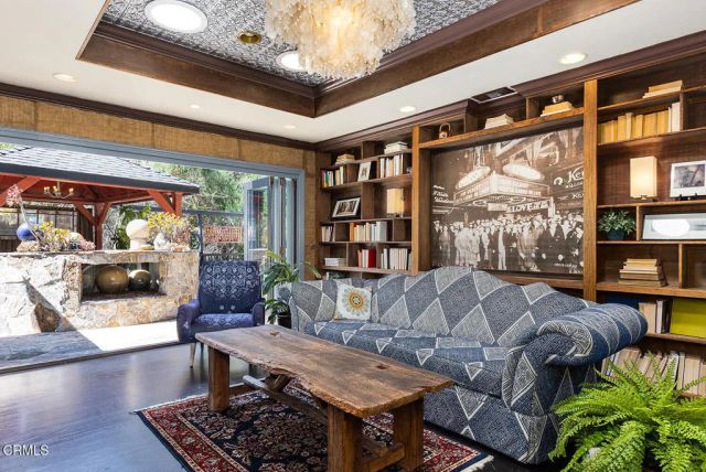 4953 Alta Canyada Road, La Canada Flintridge, CA 91011