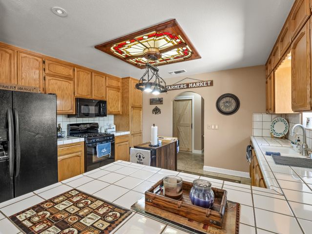 28899 Limestone Way, Coarsegold, CA 93614