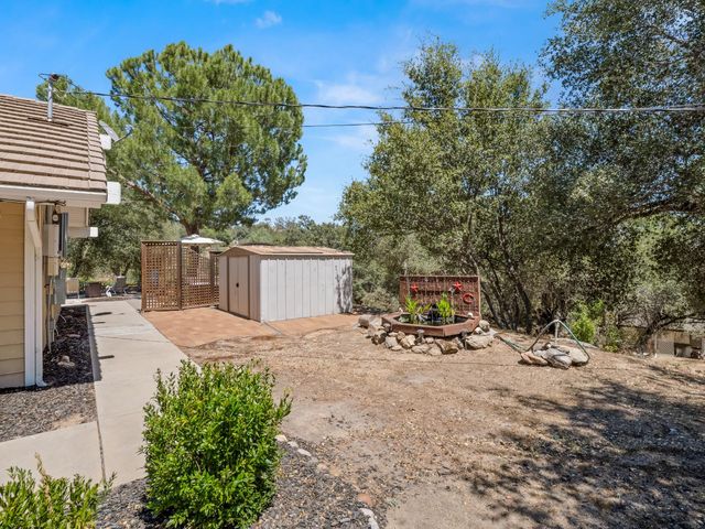28899 Limestone Way, Coarsegold, CA 93614