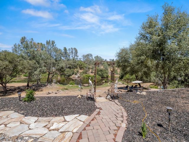 28899 Limestone Way, Coarsegold, CA 93614