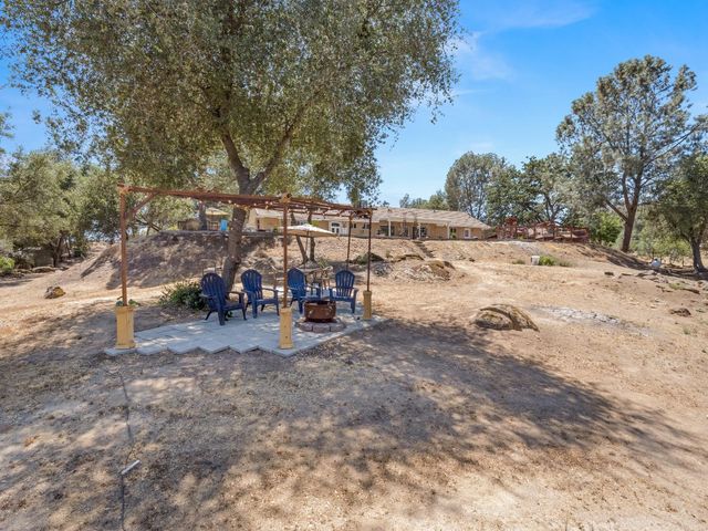 28899 Limestone Way, Coarsegold, CA 93614