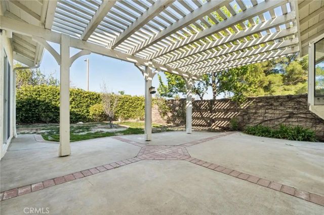23301 Preston Way, Valencia, CA 91354