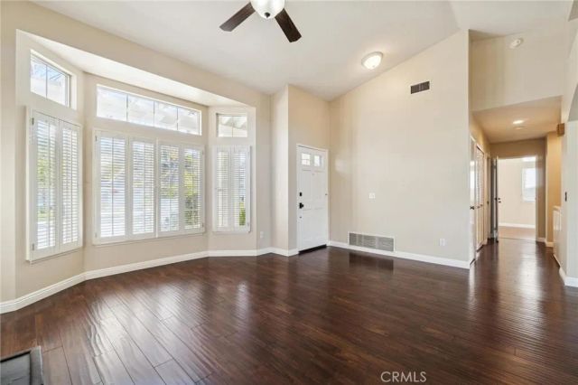 23301 Preston Way, Valencia, CA 91354