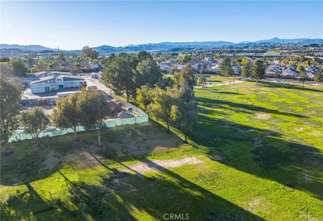 23301 Preston Way, Valencia, CA 91354