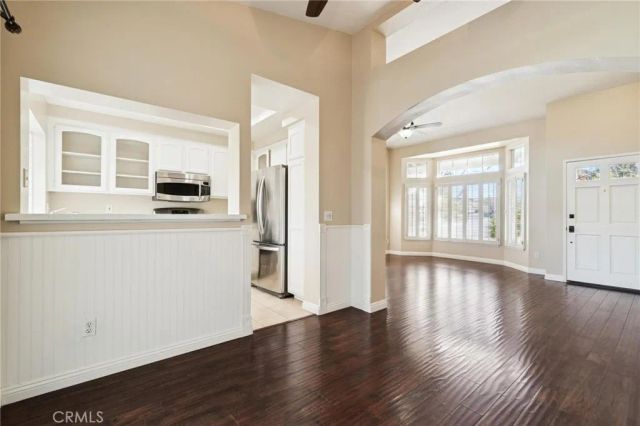 23301 Preston Way, Valencia, CA 91354