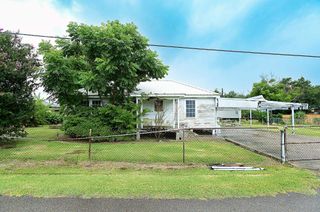 145 Doucet Dr, Golden Meadow, LA 70357