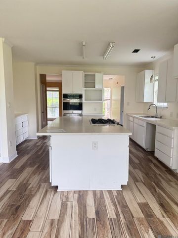 16721 Cicero Ave, Baton Rouge, LA 70816