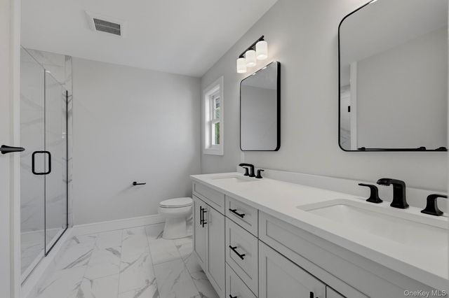 5 Ketcham Place, Melville, NY 11747