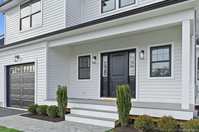 5 Ketcham Place, Melville, NY 11747