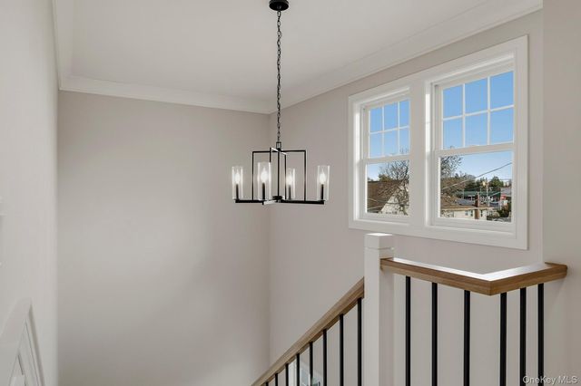 5 Ketcham Place, Melville, NY 11747