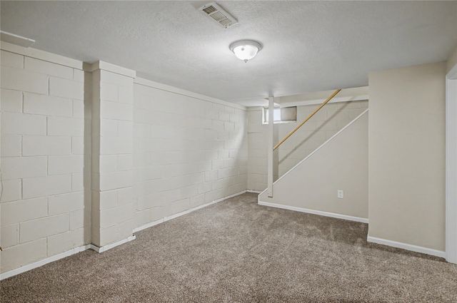 1522 E Park Avenue, Des Moines, IA 50320