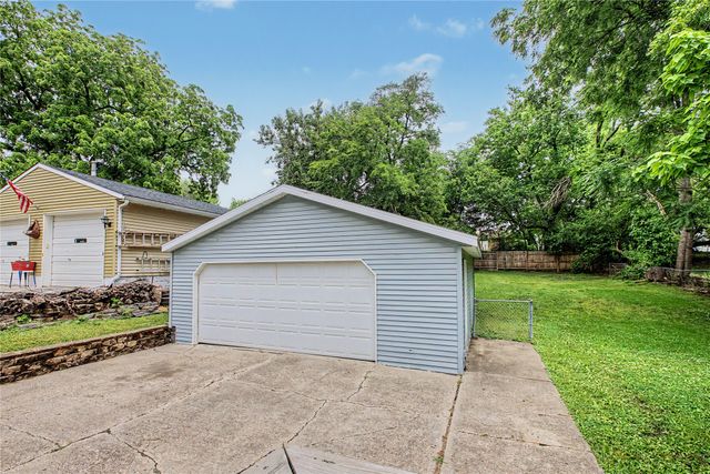 1522 E Park Avenue, Des Moines, IA 50320