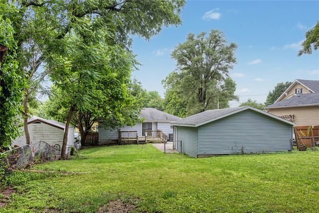 1522 E Park Avenue, Des Moines, IA 50320