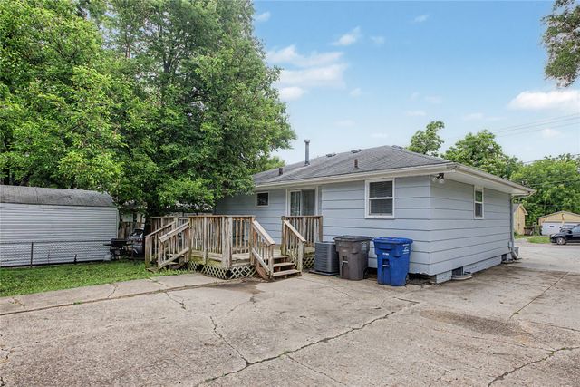 1522 E Park Avenue, Des Moines, IA 50320