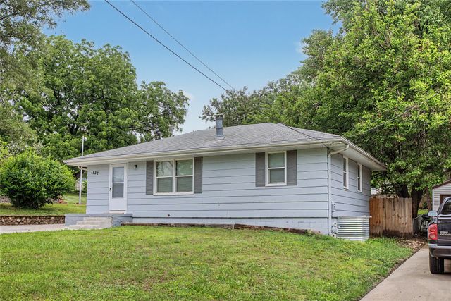 1522 E Park Avenue, Des Moines, IA 50320