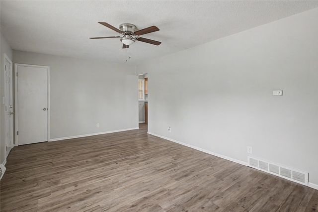 1522 E Park Avenue, Des Moines, IA 50320