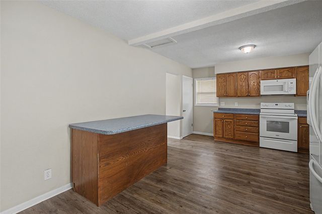 1522 E Park Avenue, Des Moines, IA 50320