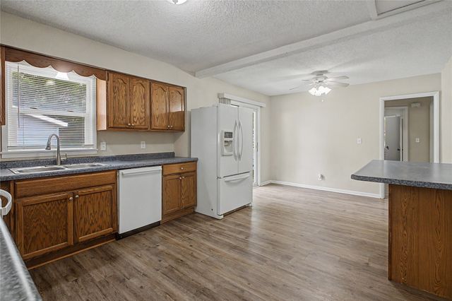 1522 E Park Avenue, Des Moines, IA 50320