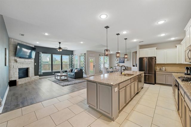 7940 Caldelana Way, Fort Worth, TX 76131
