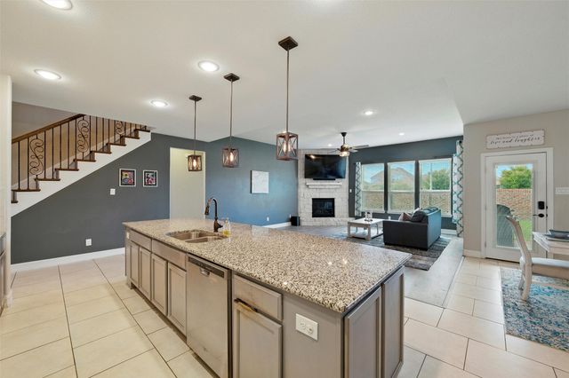 7940 Caldelana Way, Fort Worth, TX 76131