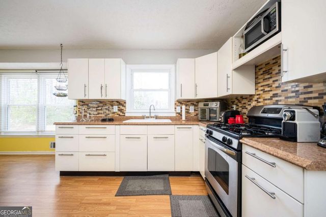 3207 Laura Lane, Lithia Springs, GA 30122