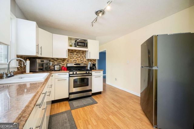 3207 Laura Lane, Lithia Springs, GA 30122