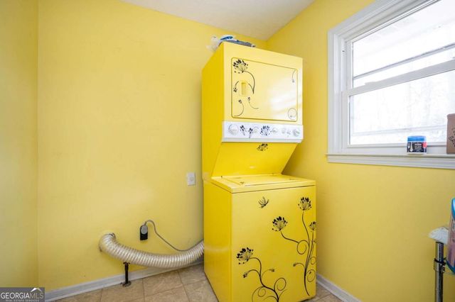 3207 Laura Lane, Lithia Springs, GA 30122