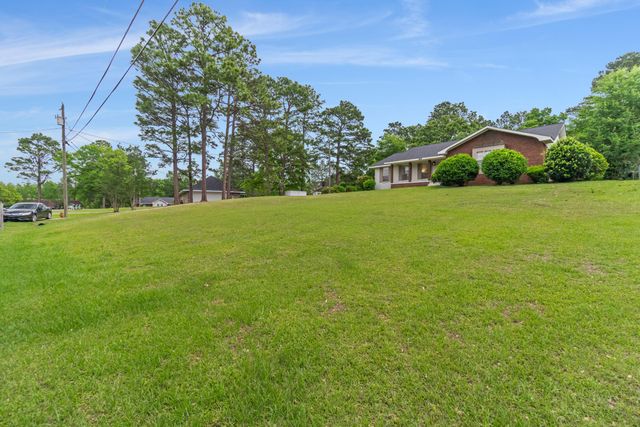210 E Lakeside Dr, Hattiesburg, MS 39402