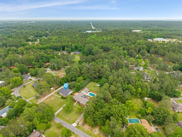 210 E Lakeside Dr, Hattiesburg, MS 39402